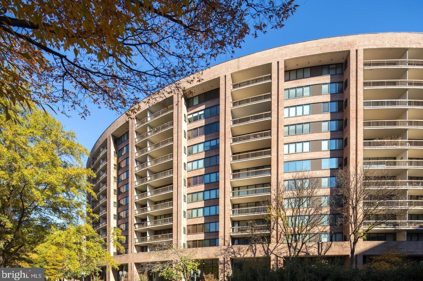 1805 Crystal Dr #913s, Arlington, VA