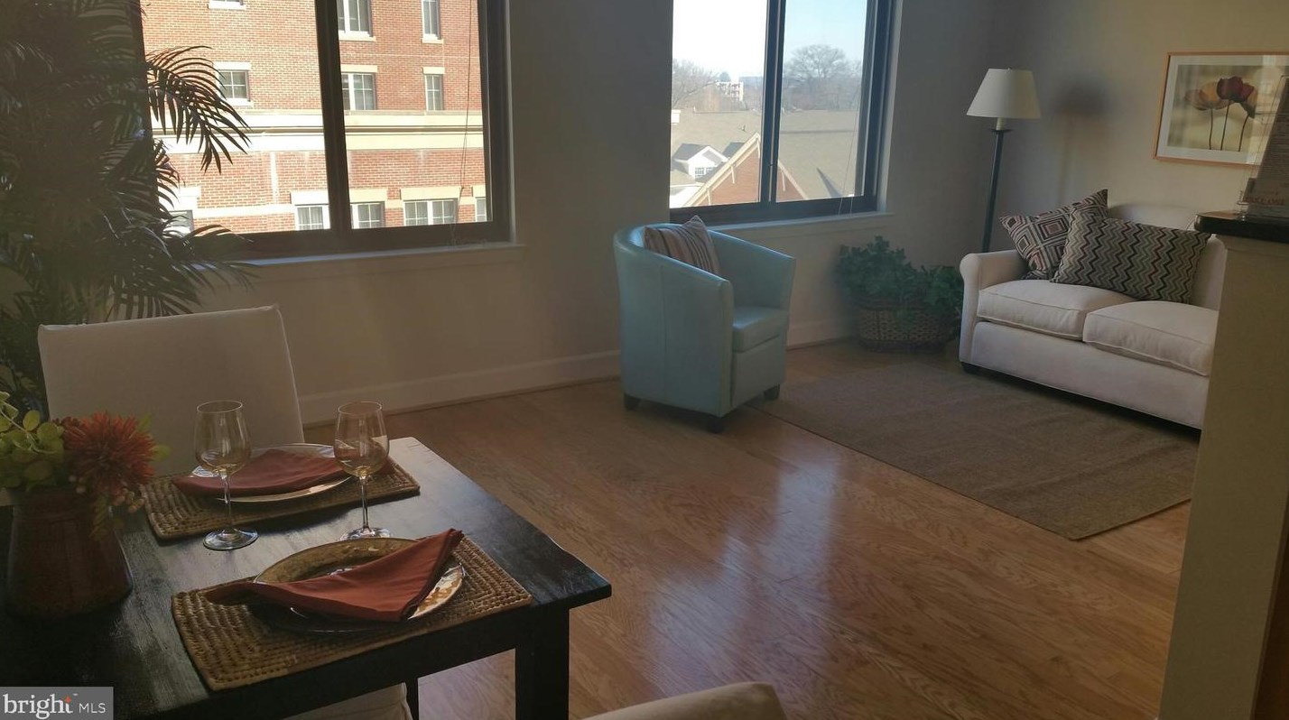 1205 N Garfield St #502, Arlington, VA 22201