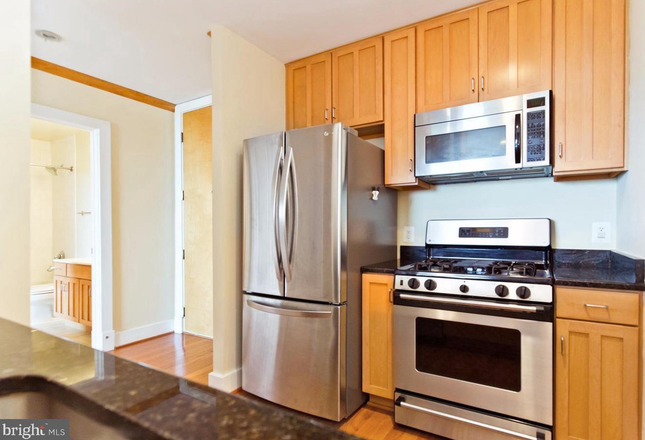 1200 N Hartford St #505, Arlington, VA 22201