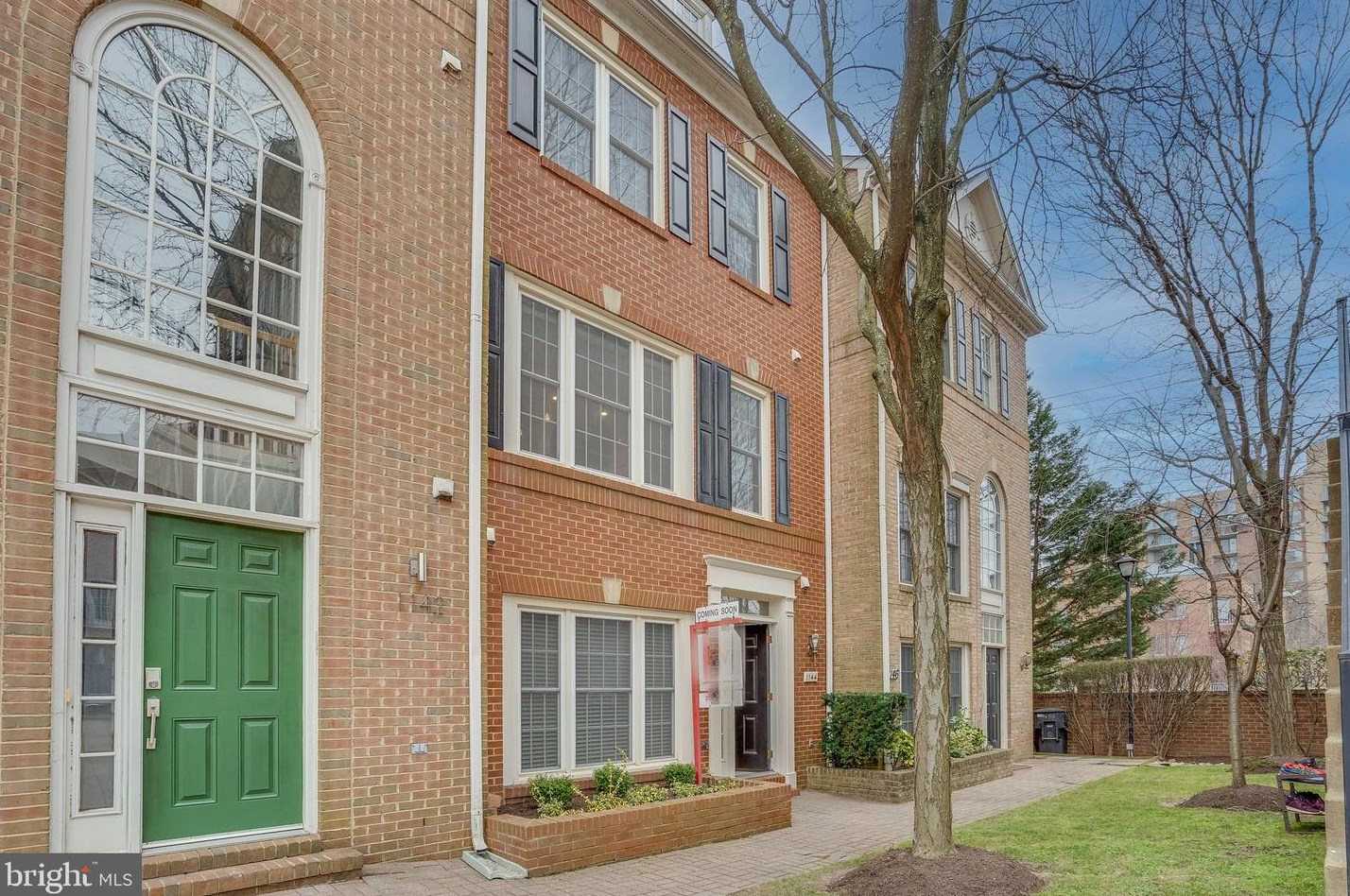 1144 Vernon St, Arlington, VA 22201-5756