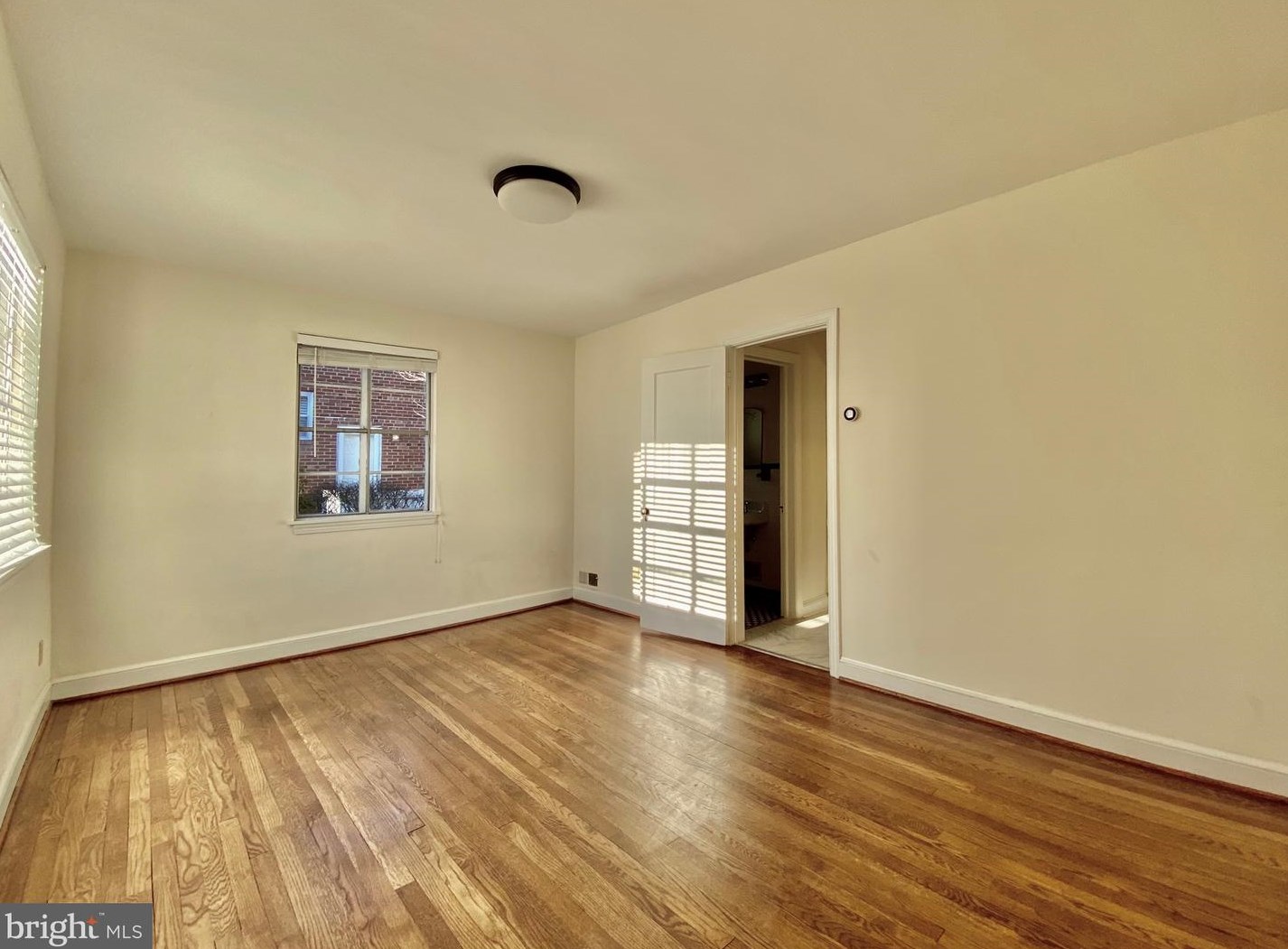 2401 N Kentucky St, Arlington, VA 22205