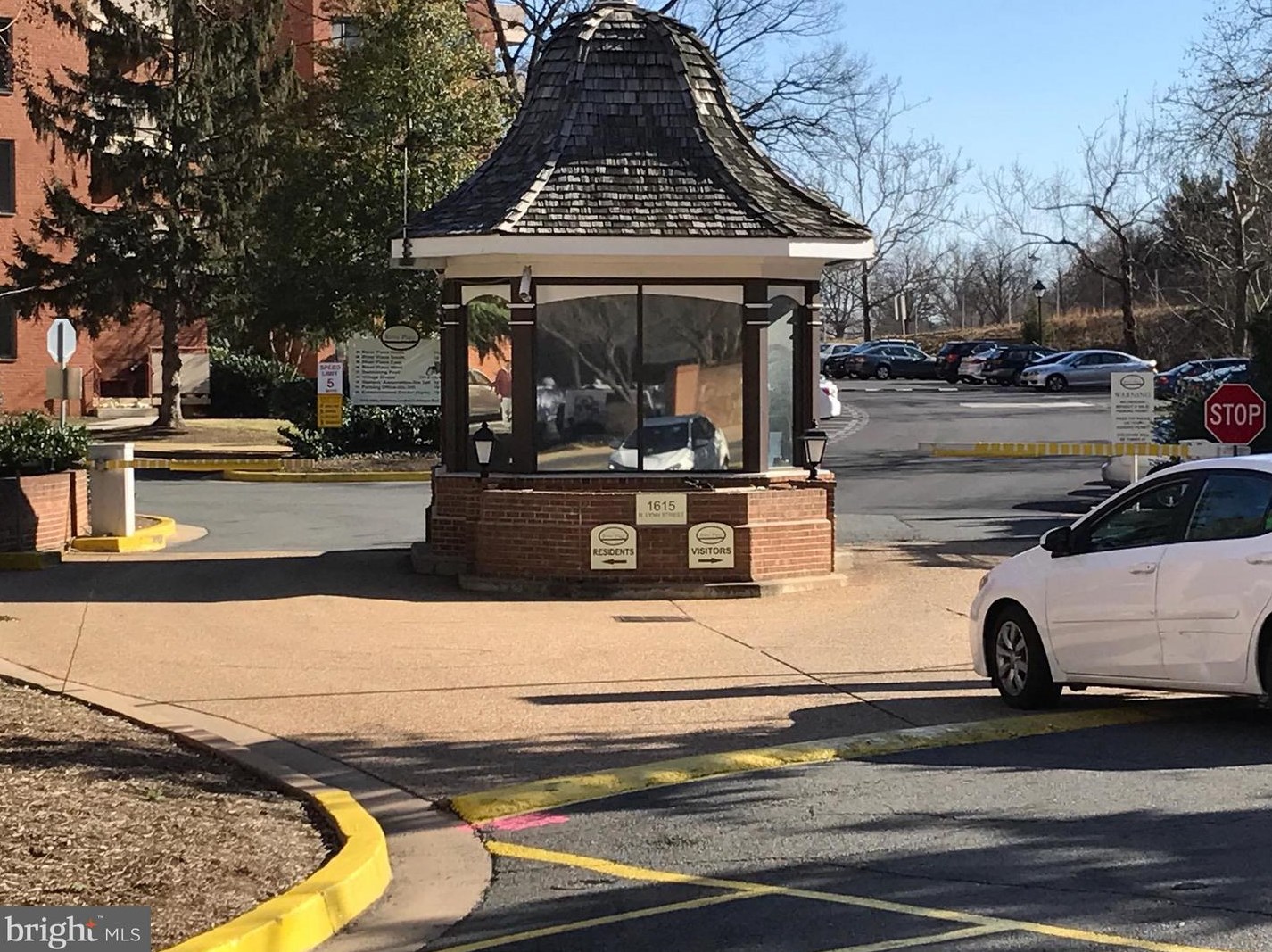 1021 Arlington Blvd #1017, Arlington, VA 22209