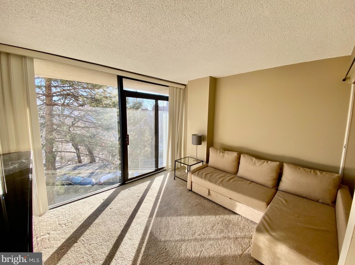 1101 S Arlington Ridge Rd #1, Arlington, VA 22202