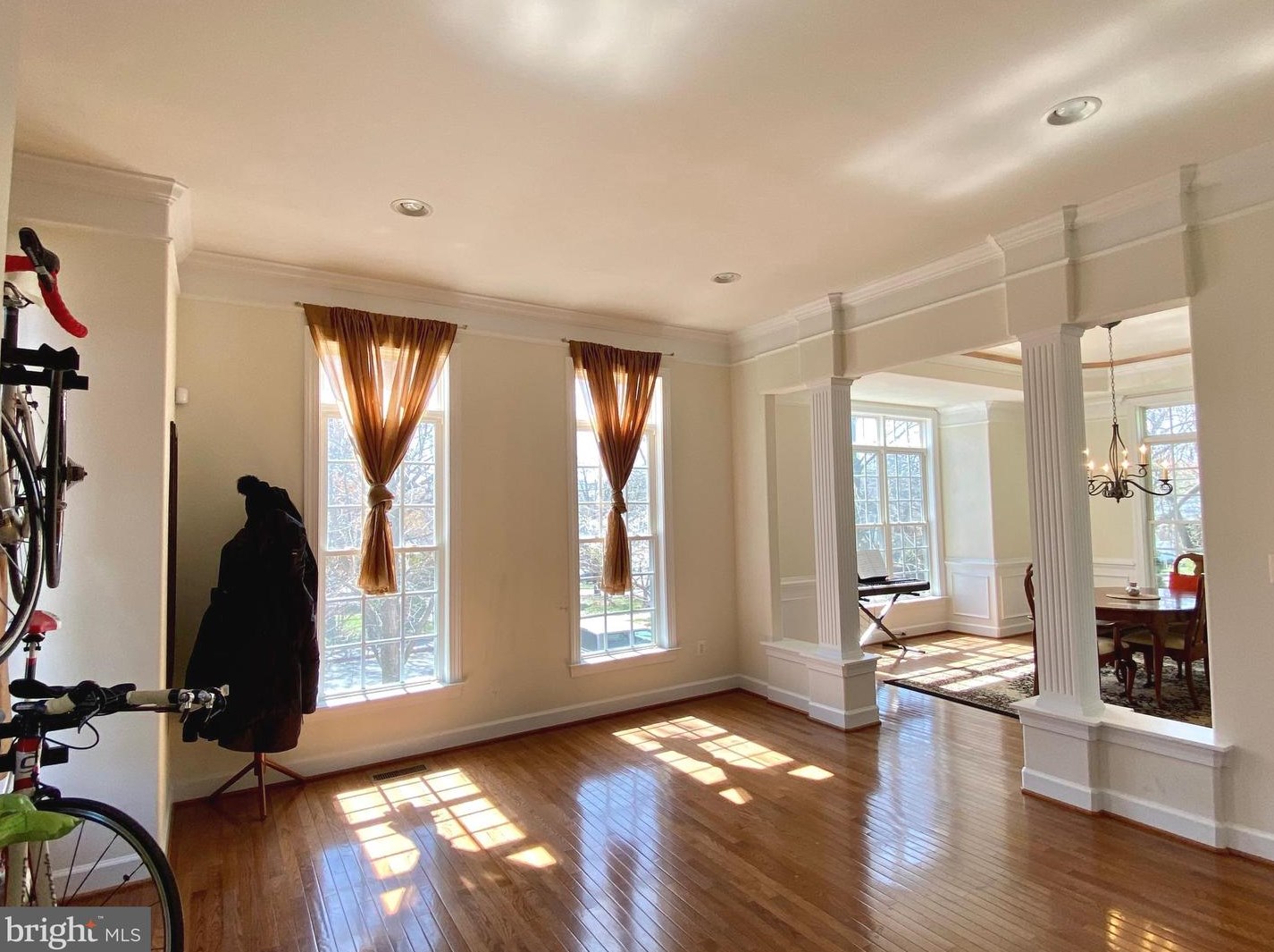 2200 N Emerson St, Arlington, VA 22207