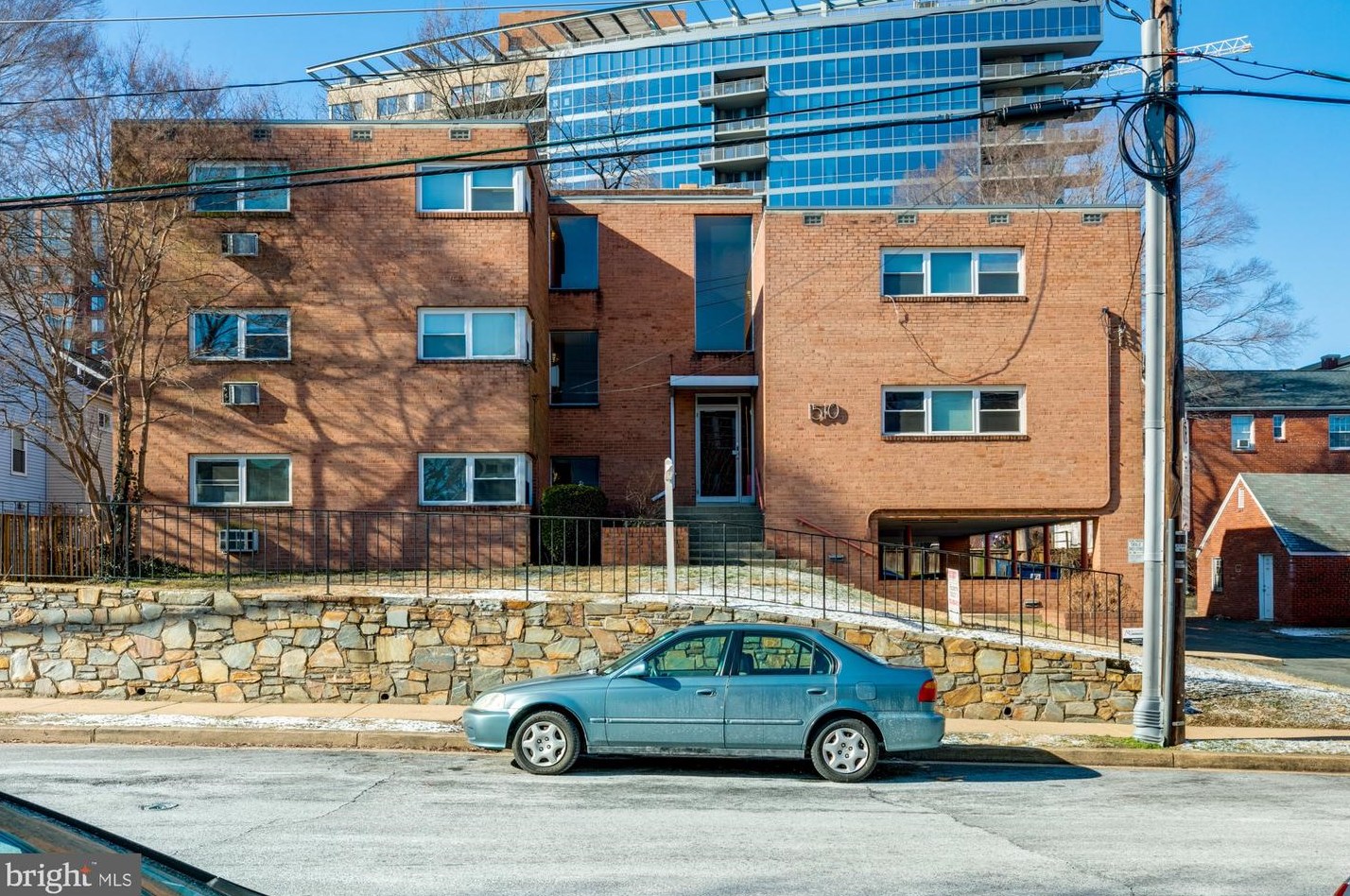 1510 N Rolfe St #1, Arlington, VA 22209