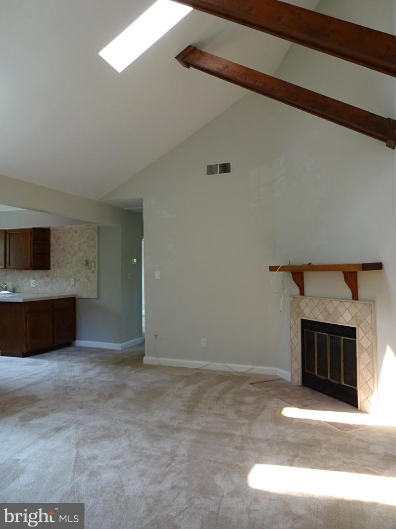 2101 Taft St, Arlington, VA 22201-3644