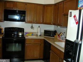 3349 5th St S, Arlington, VA 22201