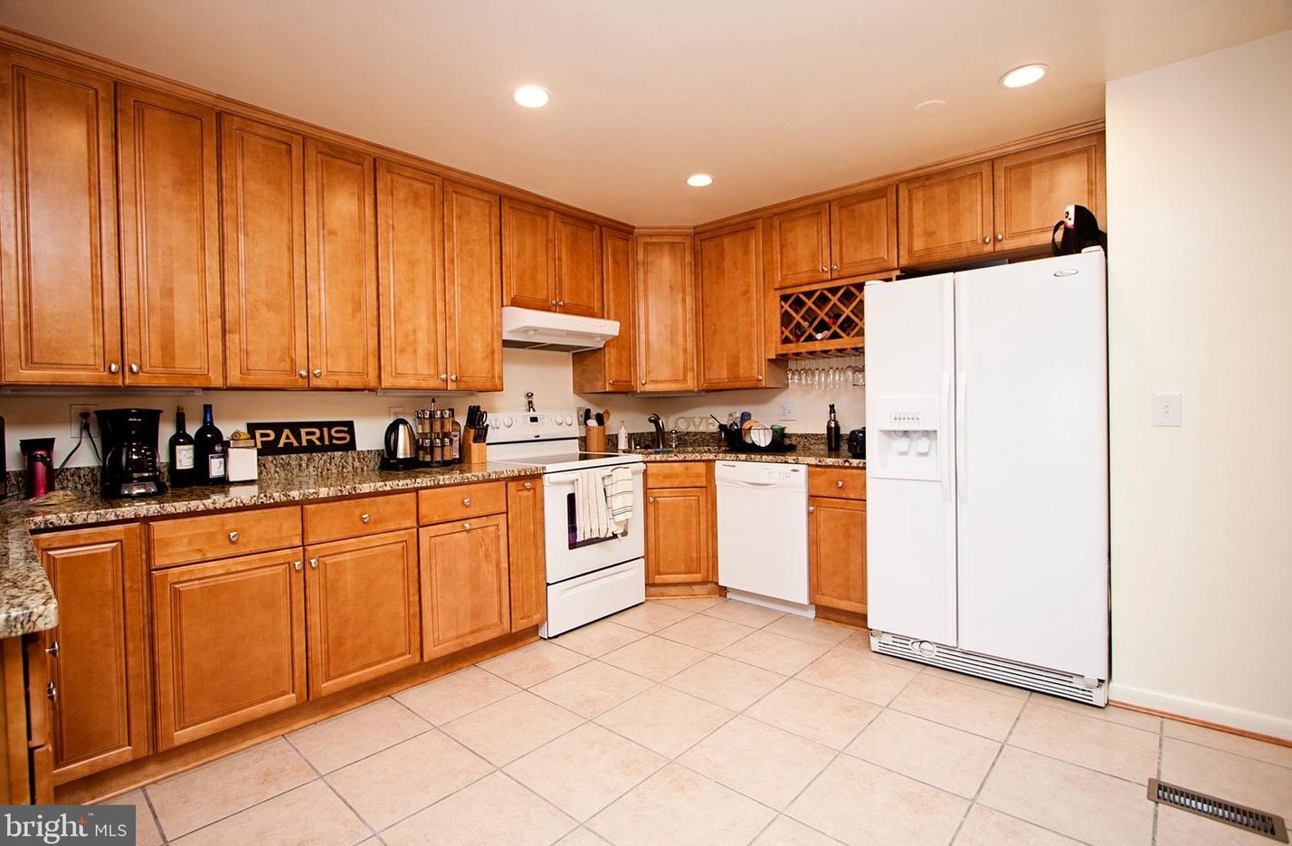 1712 12th St S, Arlington, VA 22209