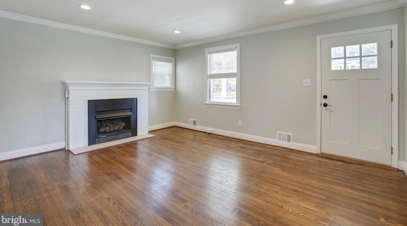 2000 N Cameron St, Arlington, VA 22207