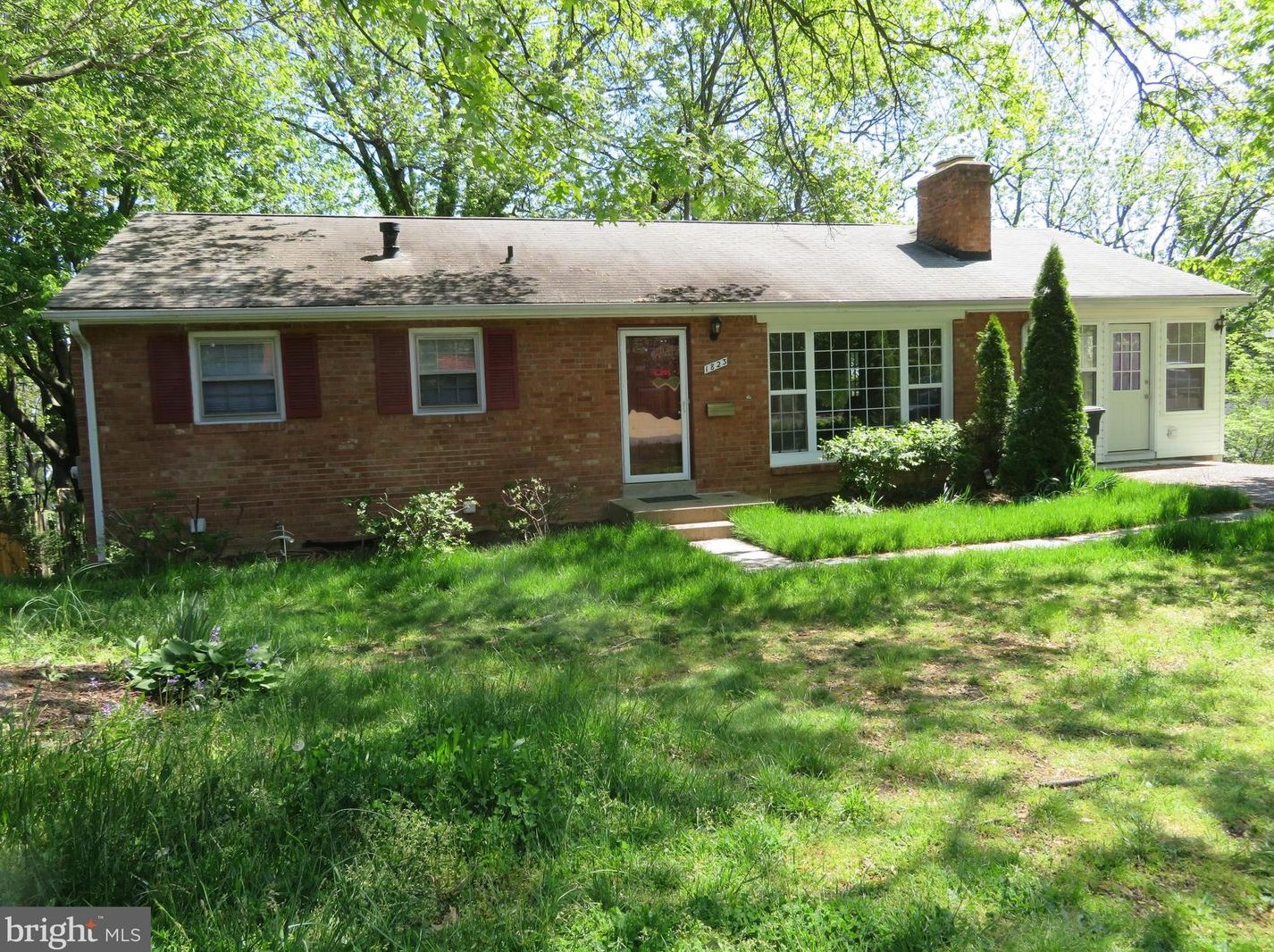 1823 N Harrison St, Arlington, VA 22205