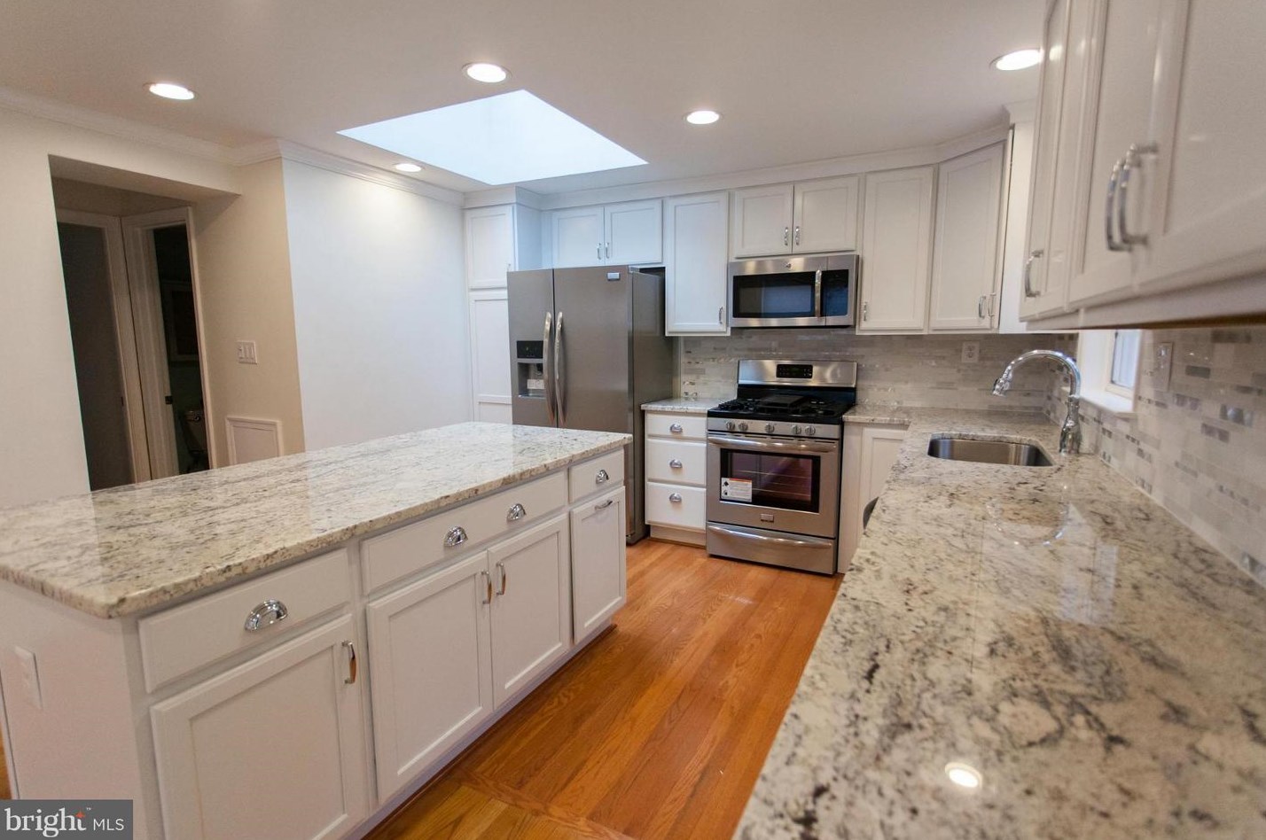 1419 N Longfellow St, Arlington, VA 22205