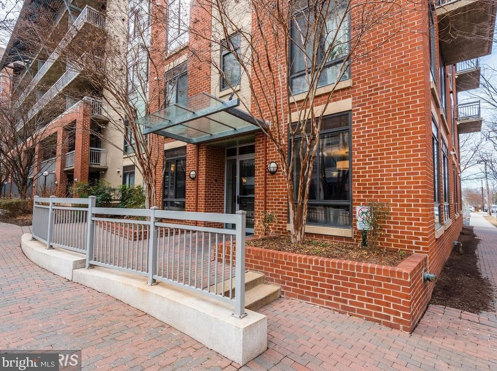 1200 N Hartford St #506, Arlington, VA 22201