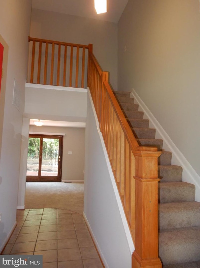 1108 N Rockingham St, Arlington, VA 22205