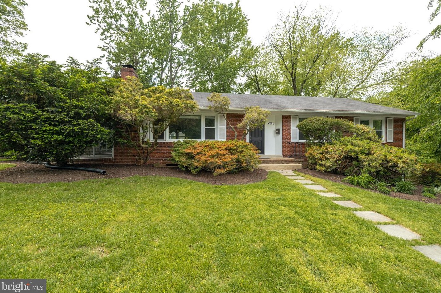 4014 Stuart St, Arlington, VA 22207-4700