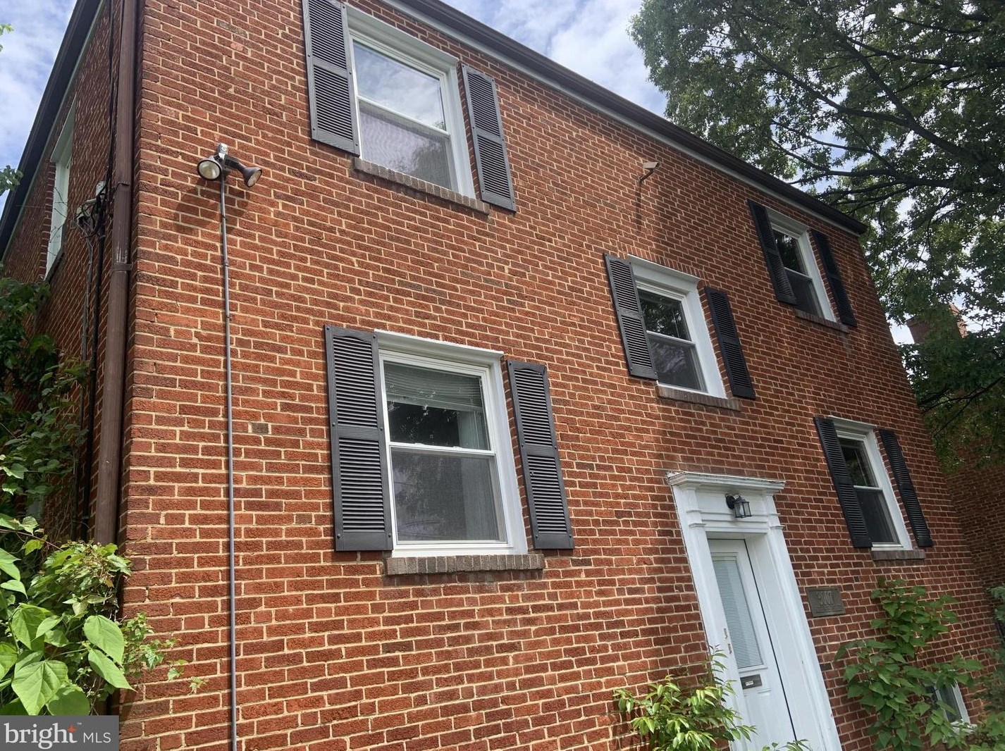 3007 9th St N #1, Arlington, VA 22201