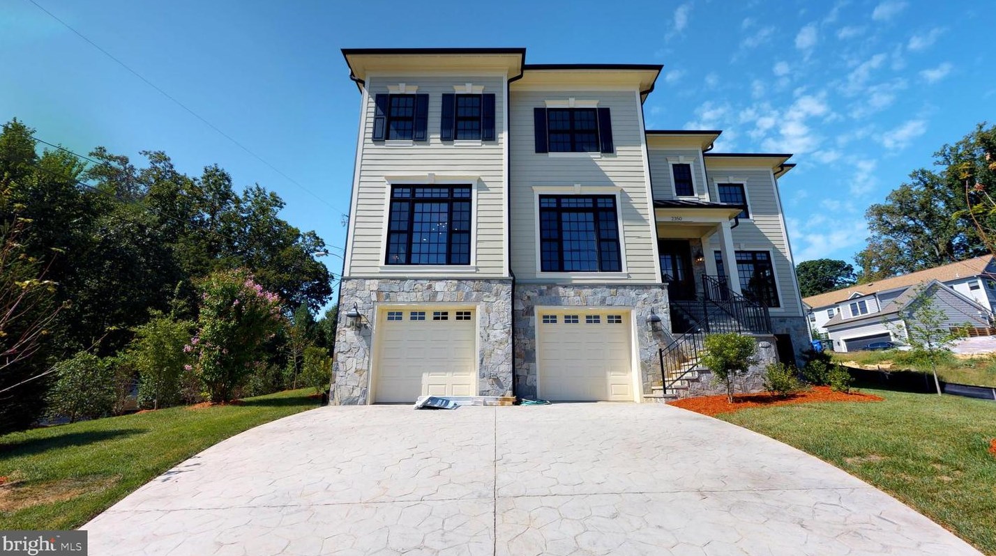 2350 Daniel St, Arlington, VA 22207