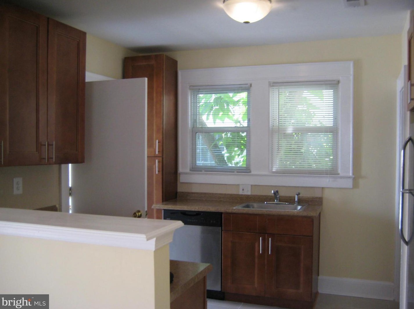 2417 2nd St S, Arlington, VA 22204