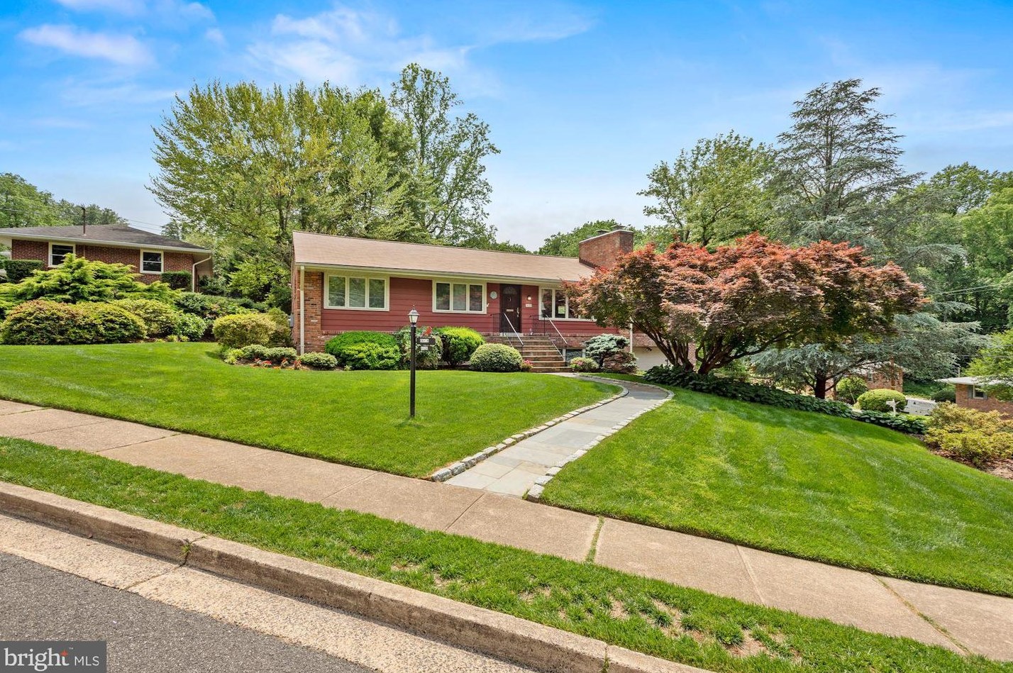 4126 Randolph St, Arlington VA  22207-4808 exterior