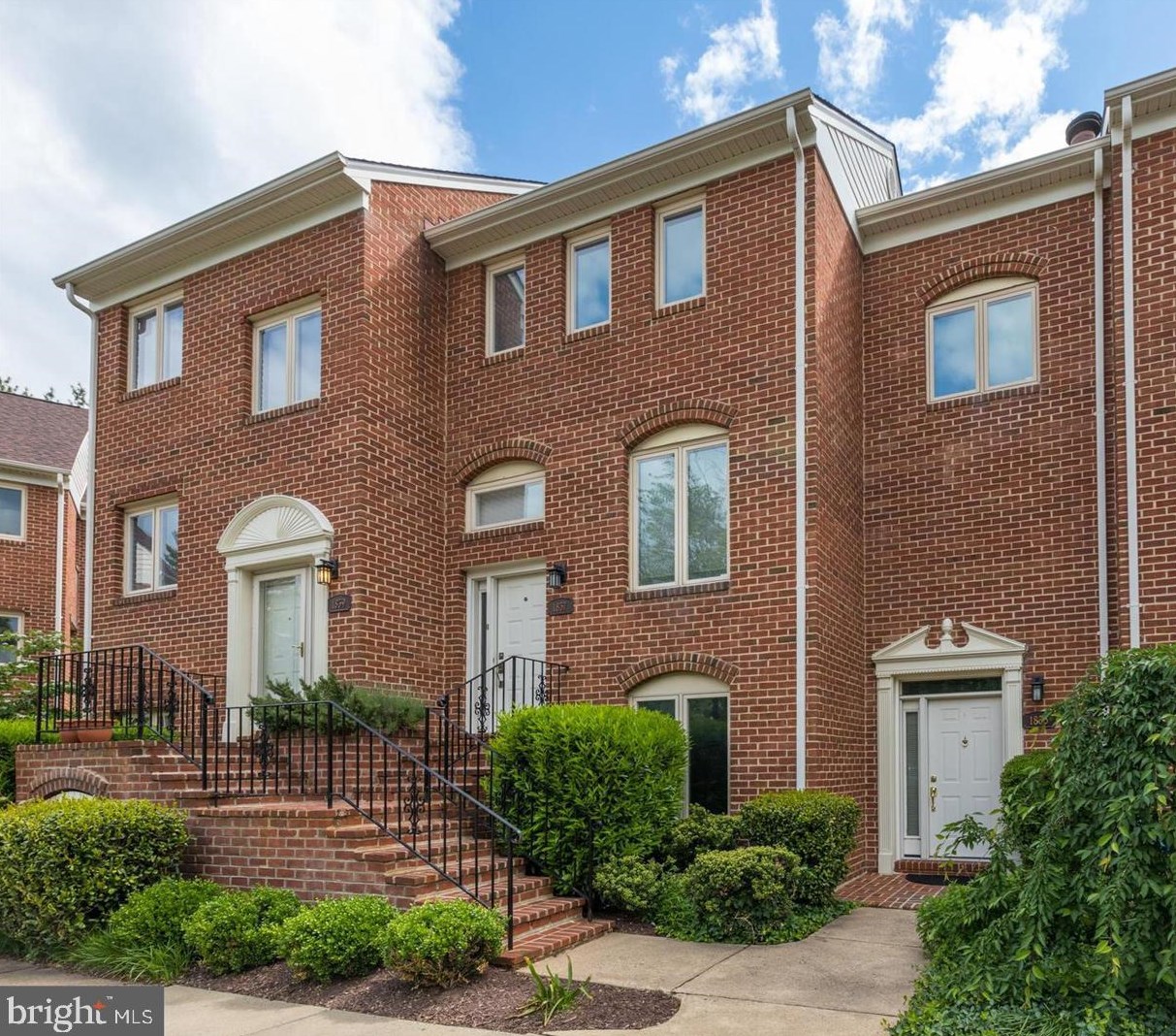 1837 N Uhle St #1, Arlington, VA