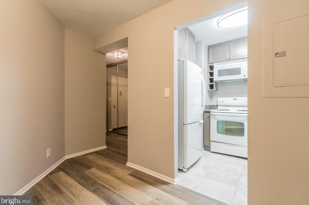 900 N Stafford St #1401, Arlington, VA 22203