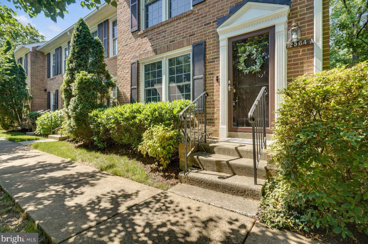 2564-a S Arlington Mill Dr S #5, Arlington, VA 22206