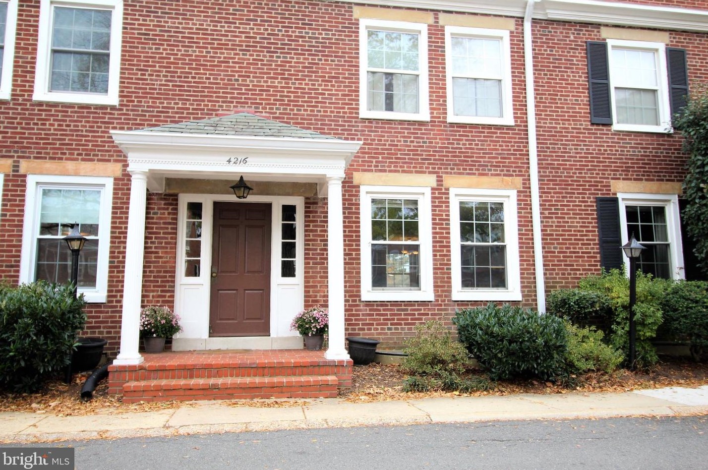 4216 35th St S #a2, Arlington, VA 22206