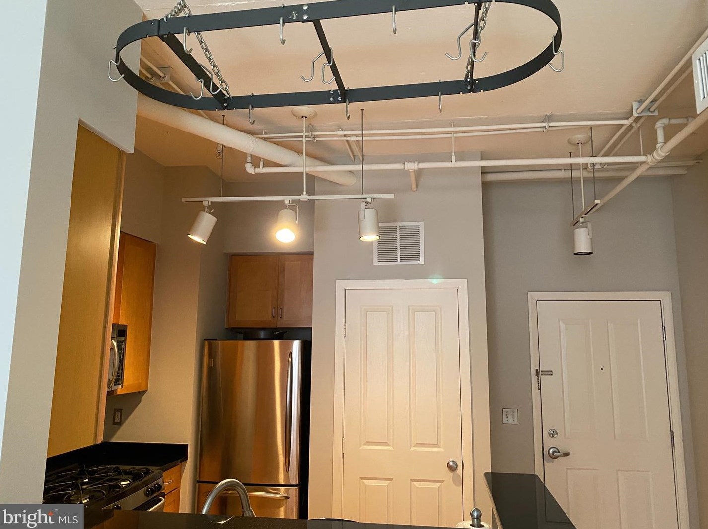 1205 N Garfield St #310, Arlington, VA 22201
