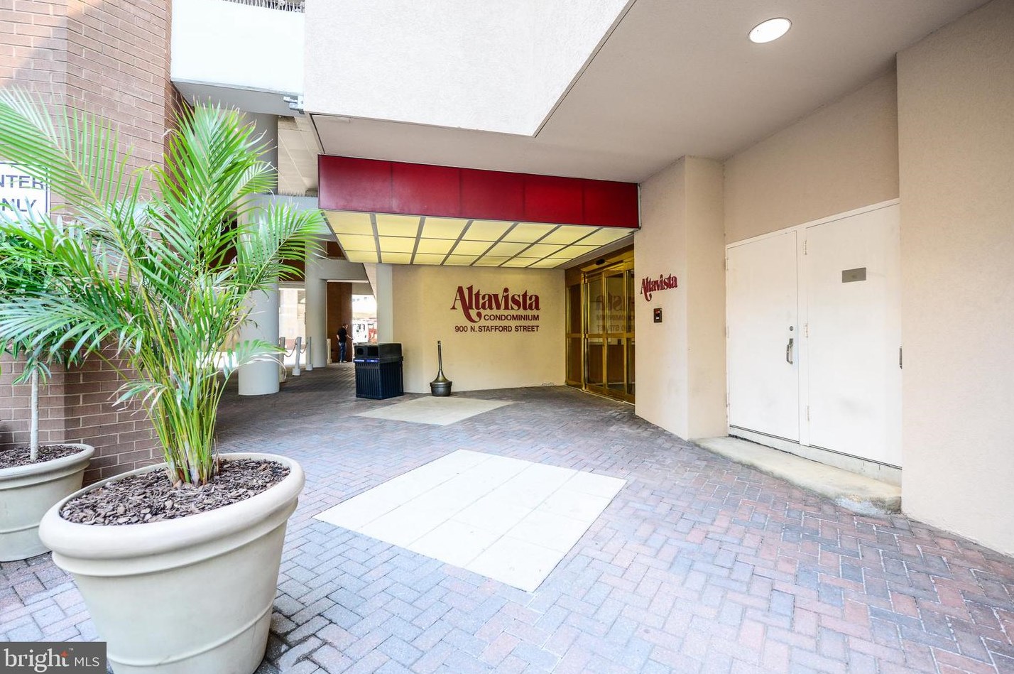 900 N Stafford St #1612, Arlington, VA 22203