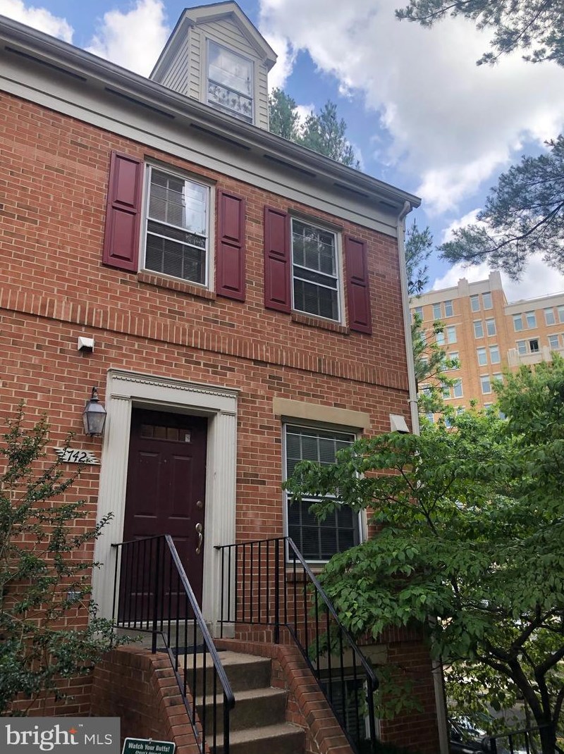 742 N Vermont St, Arlington, VA 22203