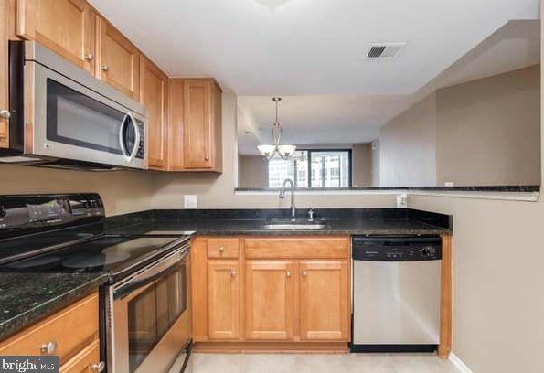 1001 N Vermont St #404, Arlington, VA 22201
