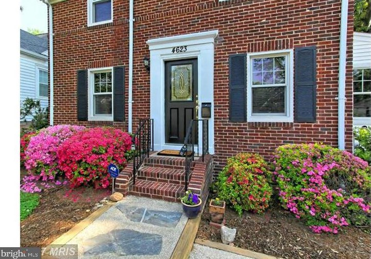 4623 5th St S, Arlington, VA 22204