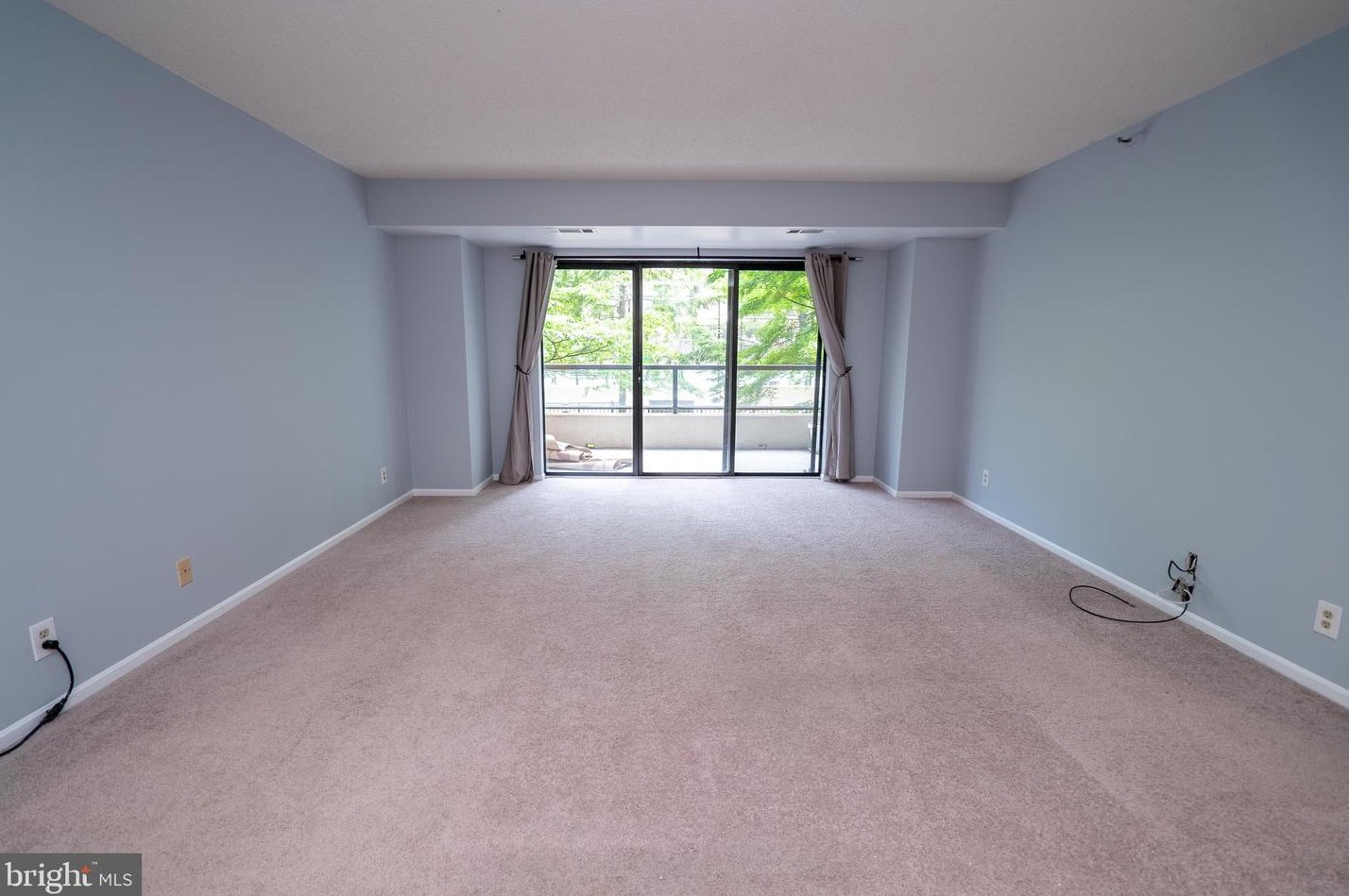 1600 N Oak St #333, Arlington, VA 22209