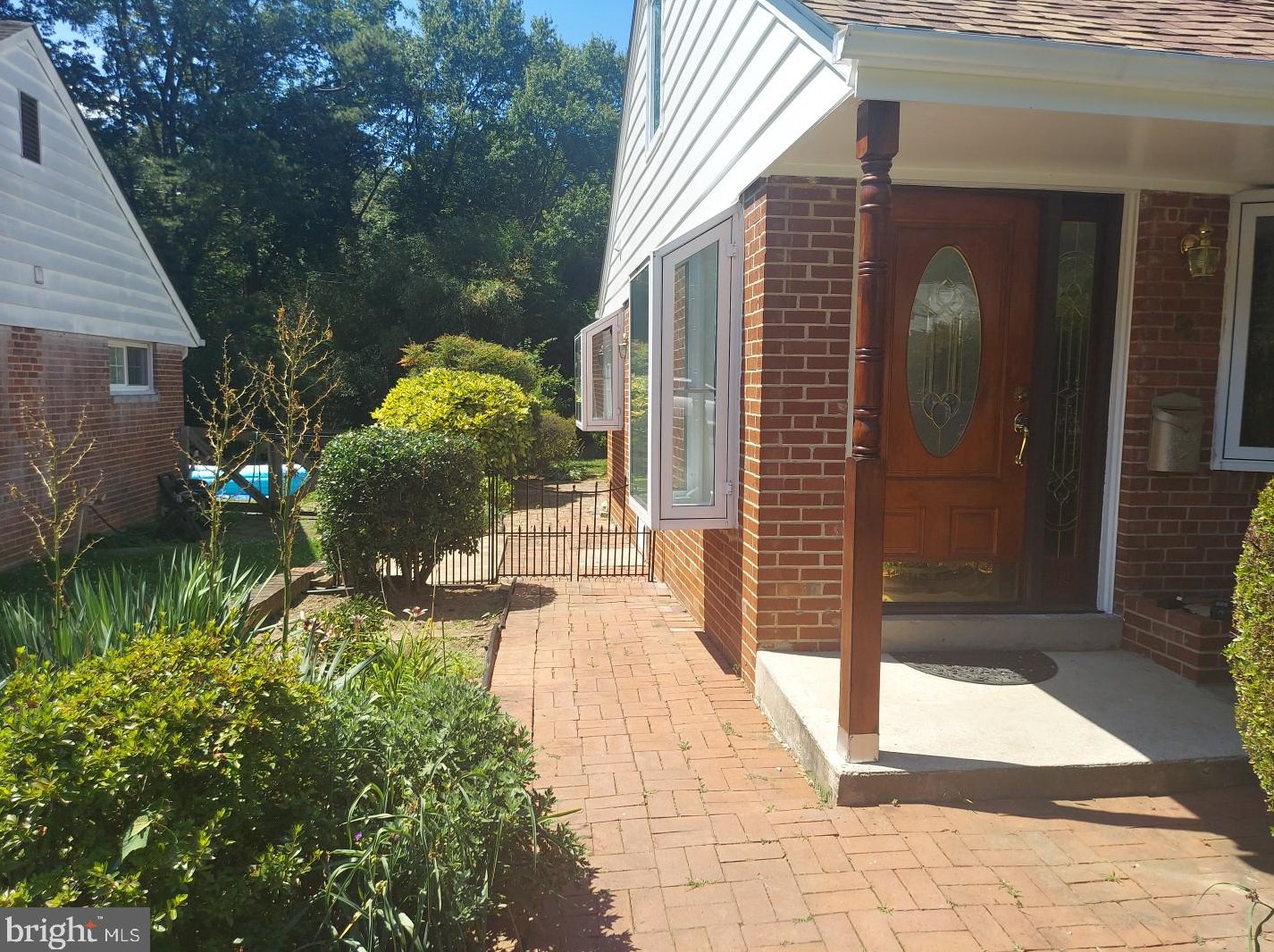 35 Edison St, Arlington VA  22204-1101 exterior