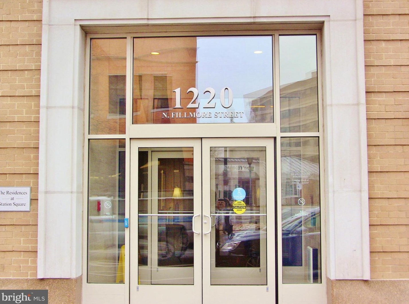 1220 N Fillmore St #710, Arlington, VA 22201