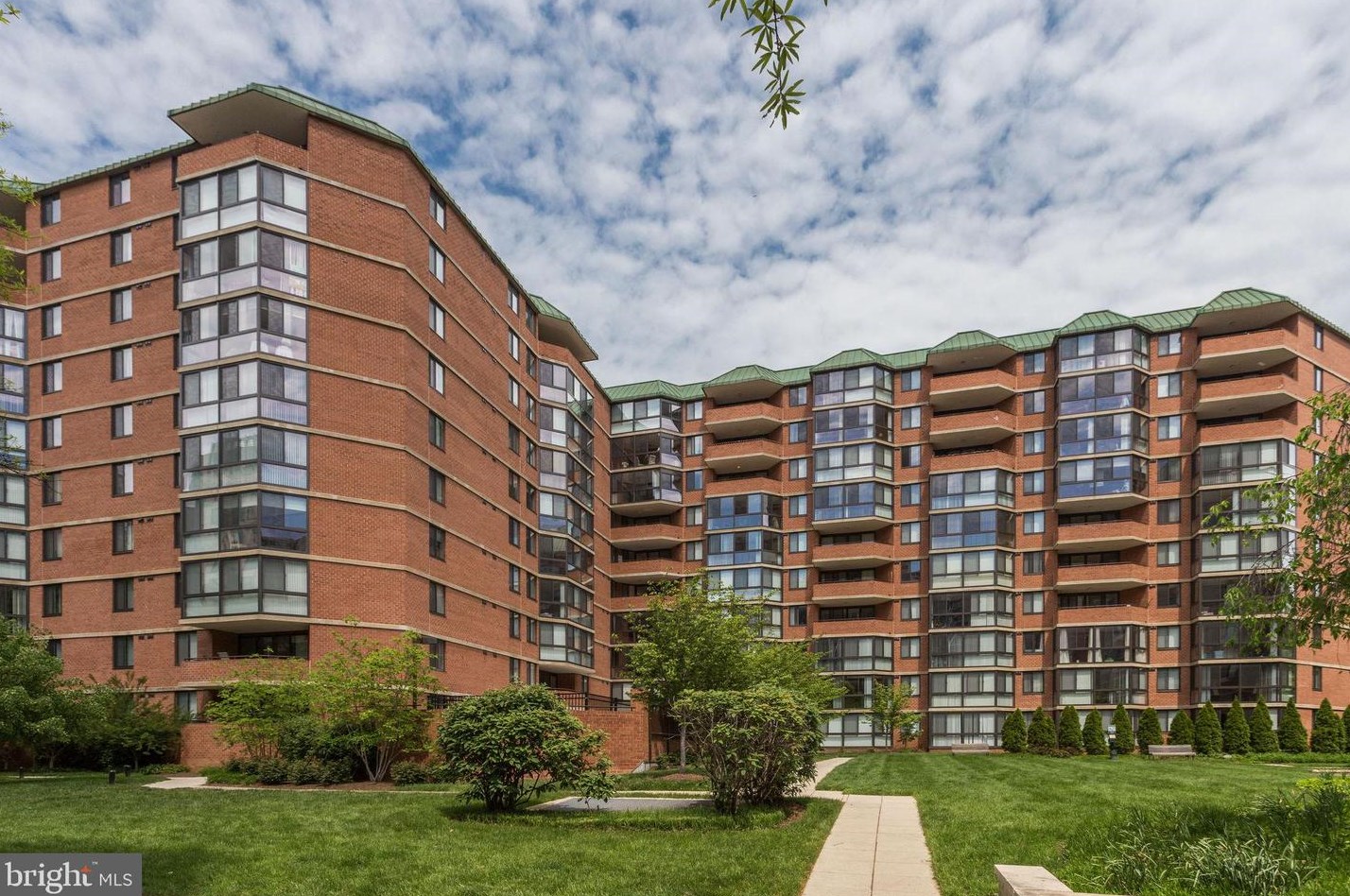 1001 N Randolph St #1003, Arlington, VA 22201