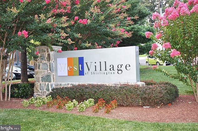 4113 S Four Mile Run Dr #301, Arlington, VA 22204
