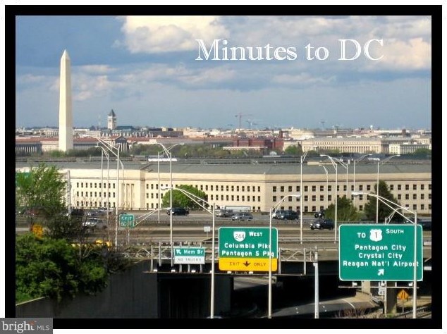 1300 S Arlington Ridge Rd #401, Arlington, VA 22202