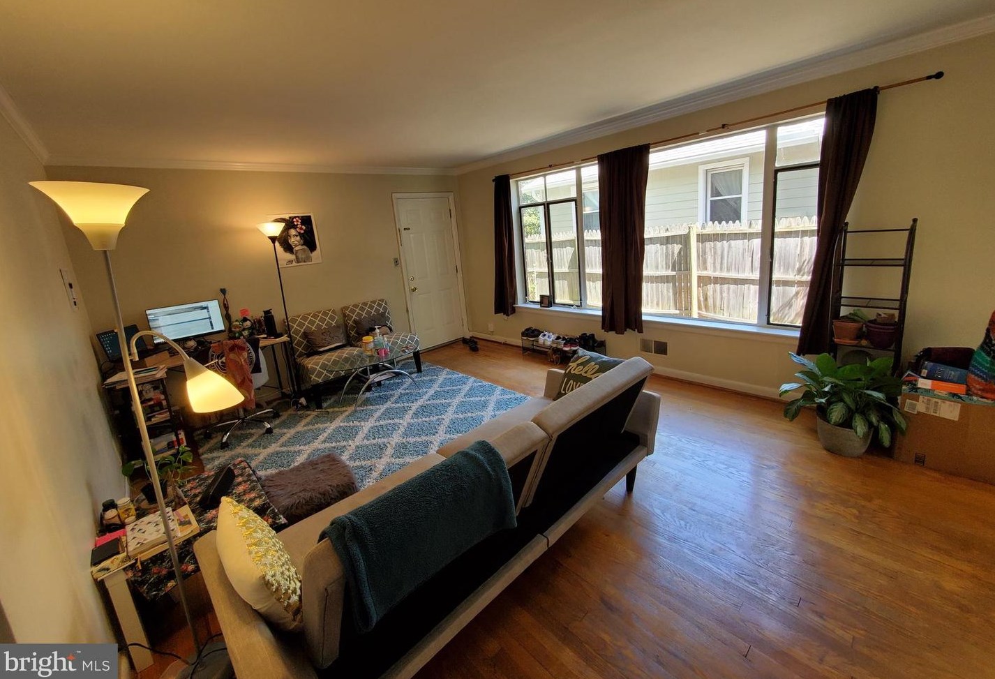 1034 17th St S, Arlington, VA 22202