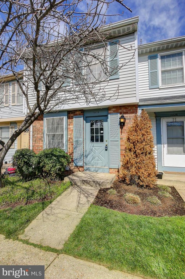 2828 S Meade St, Arlington, VA 22206