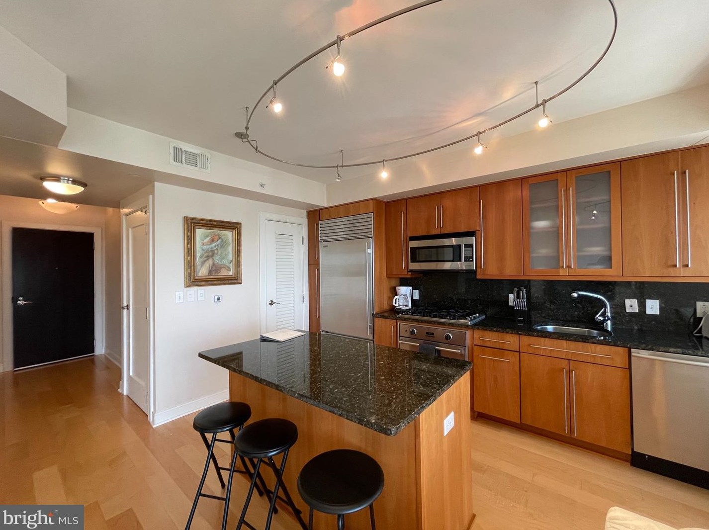 1111 19th St N #2209, Arlington, VA 22209