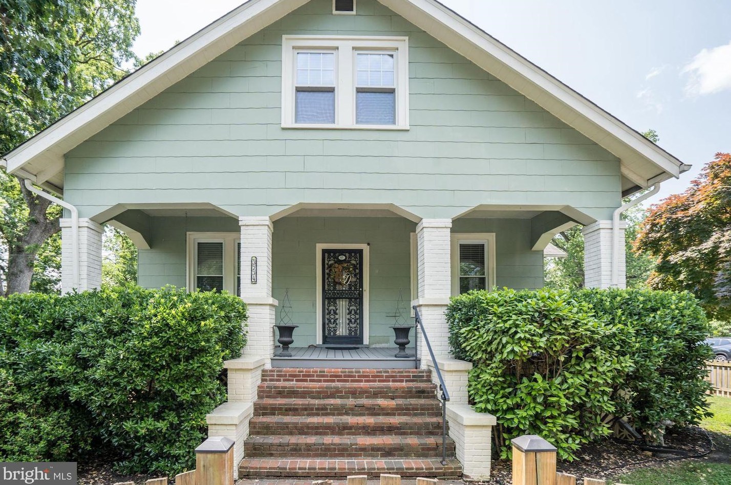3234 5th St N, Arlington, VA 22204
