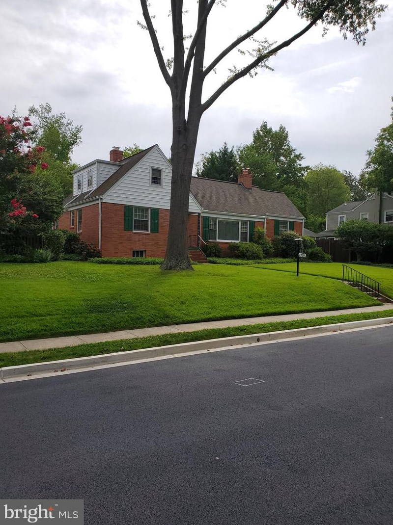 1707 N Jefferson St, Arlington, VA 22205