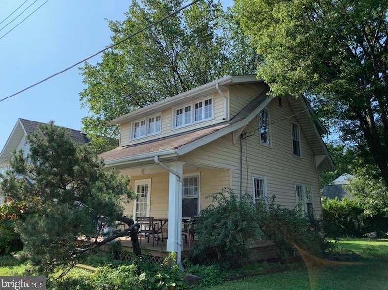 2512 2nd Rd N, Arlington, VA 22201