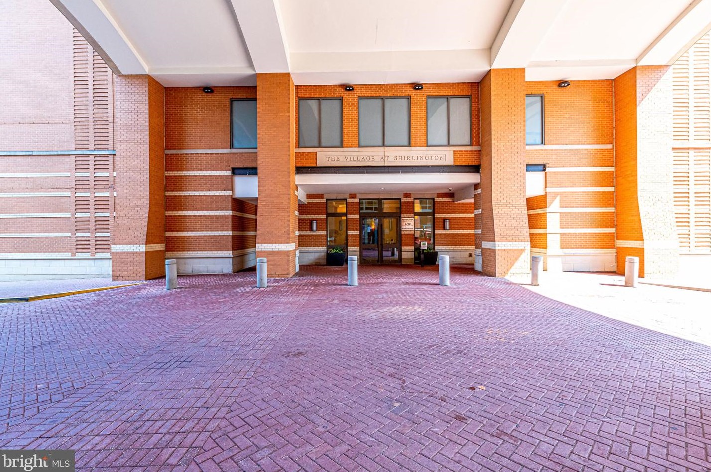 2720 S Arlington Mill Dr #802, Arlington, VA 22206
