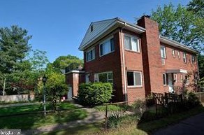 2626 12th St S #2, Arlington, VA 22204
