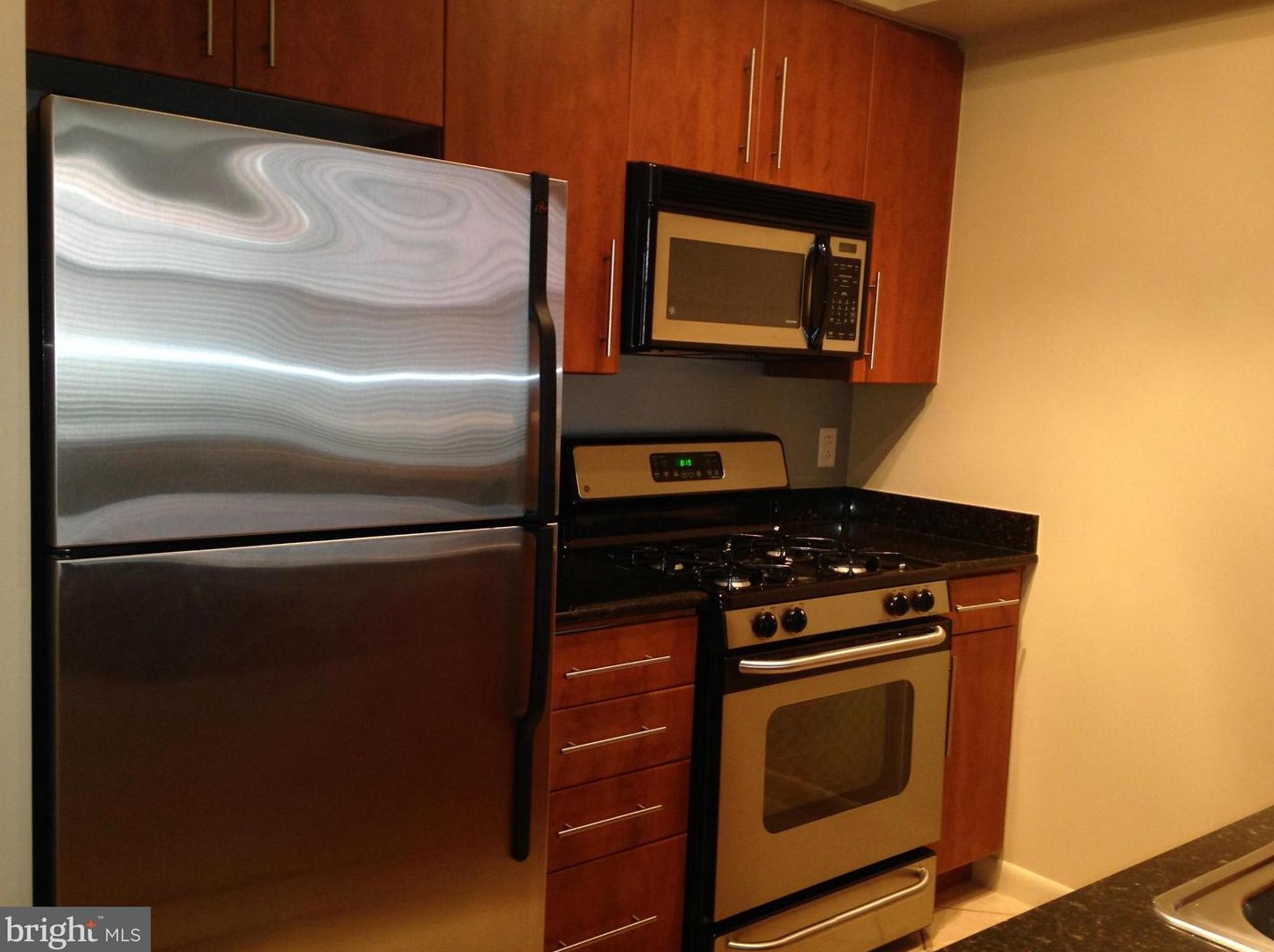 1021 N Garfield St #525, Arlington, VA 22201
