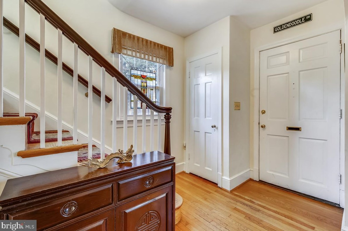 411 Nelson St, Arlington, VA 22203-3505