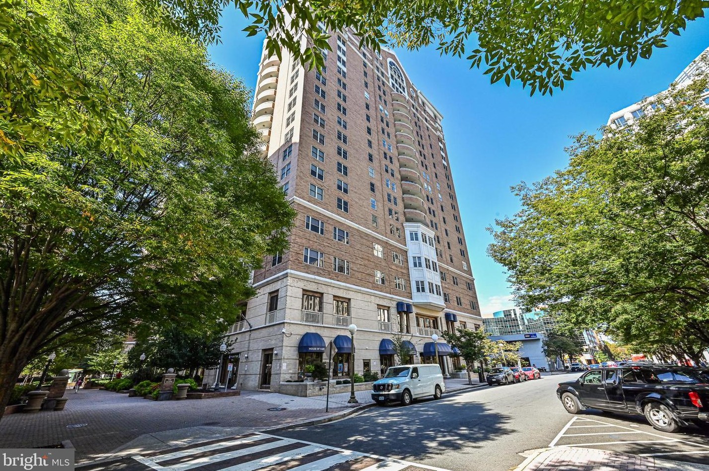 900 N Taylor St #709, Arlington, VA 22203