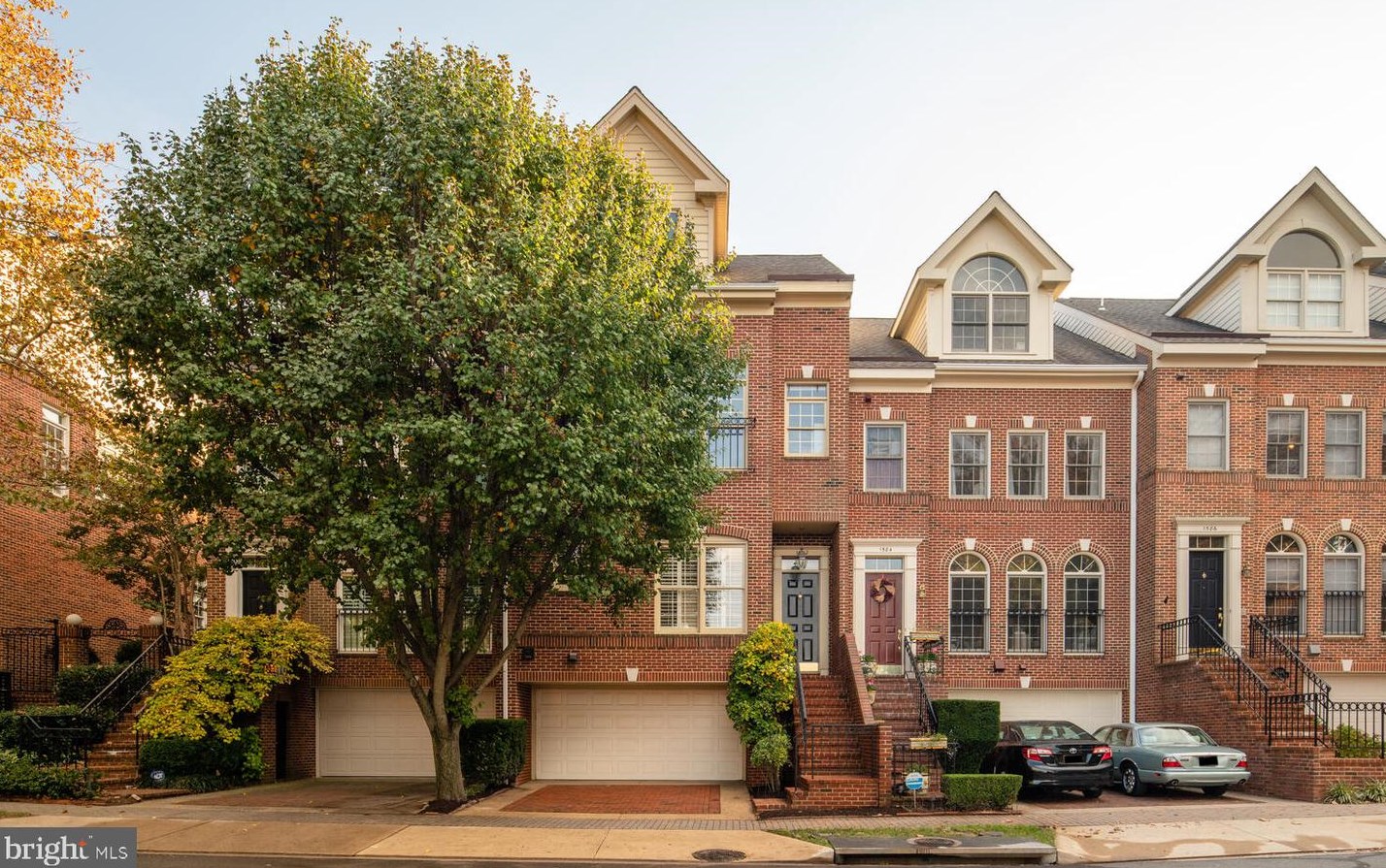 1582 Colonial Ter, Arlington VA  22209-1406 exterior