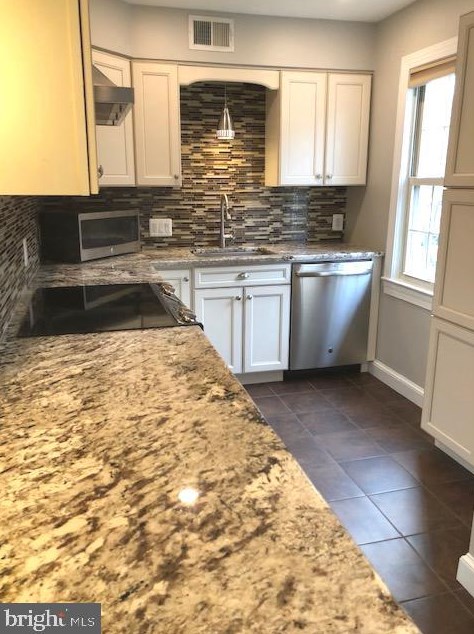 2611 Arlington Blvd ##101, Arlington, VA 22201